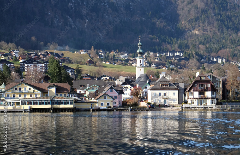 Fototapeta premium St. Gilgen on Wolfgang See lake, Austria 