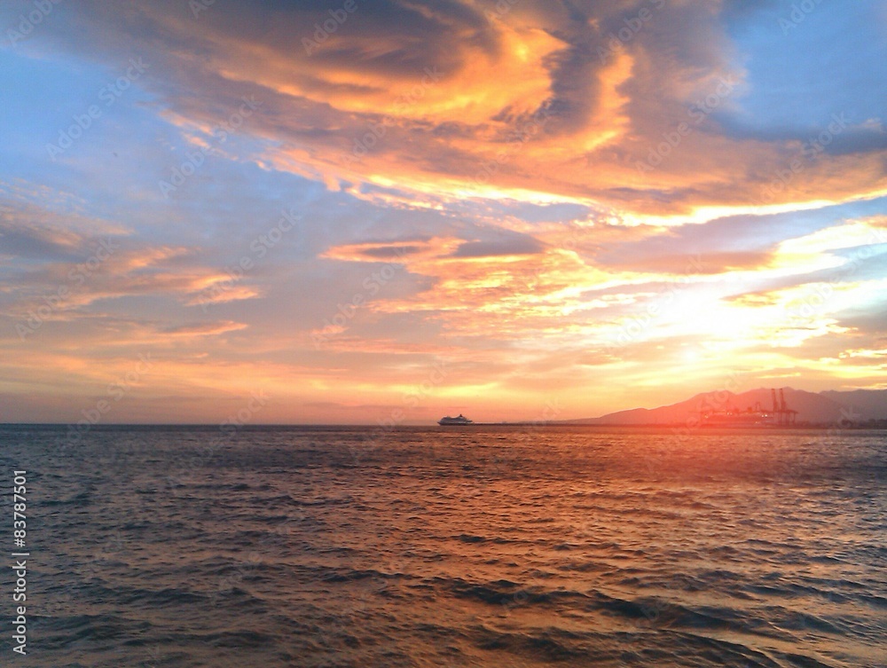 Obraz premium Sky and sea