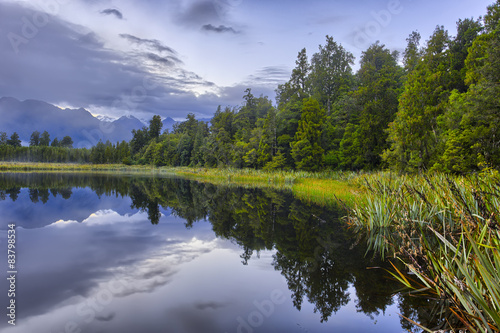 Fototapeta Naklejka Na Ścianę i Meble -  Reflection in Lake Kaniere
