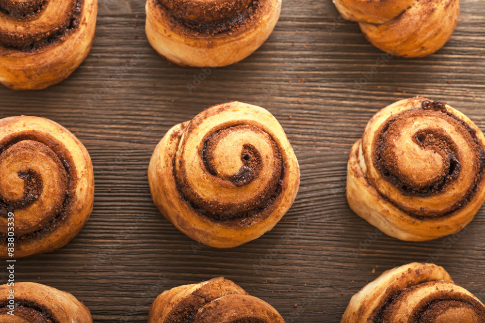 Fototapeta premium 9 cinnamon rolls