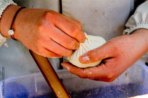 Canvas Print Chinese chef prepare Dim sum dumpling