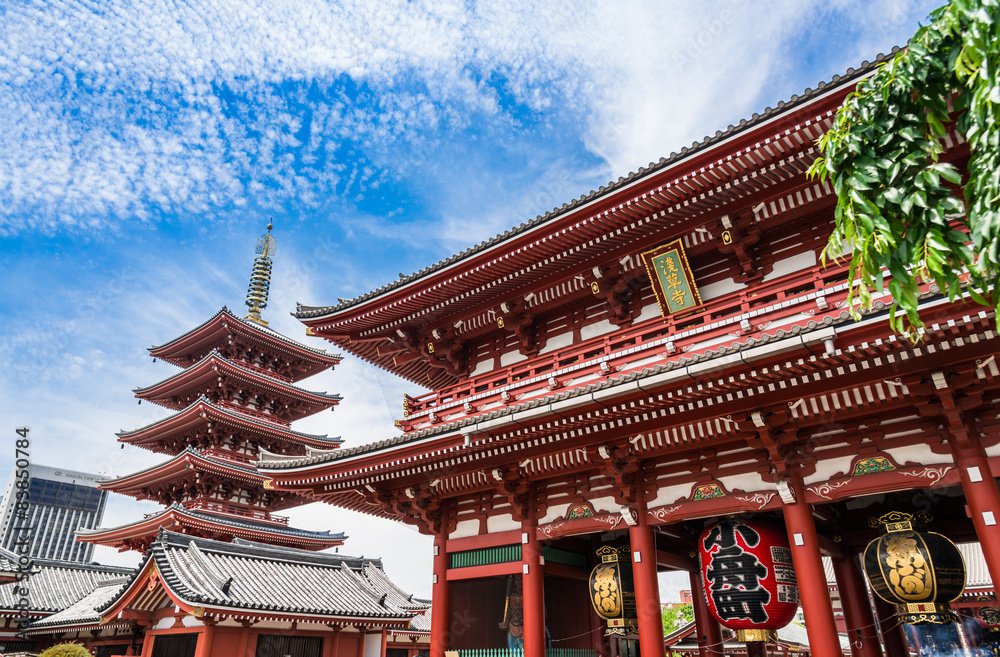 Obraz premium Tokyo Sensoji Temple Hozomon i pięciopiętrowa pagoda