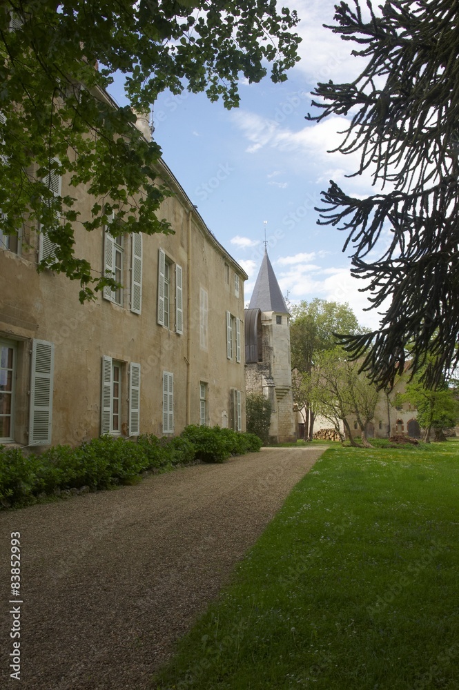 Château de Germolles en Bourgogne France Château de Germolles en Bourgogne France