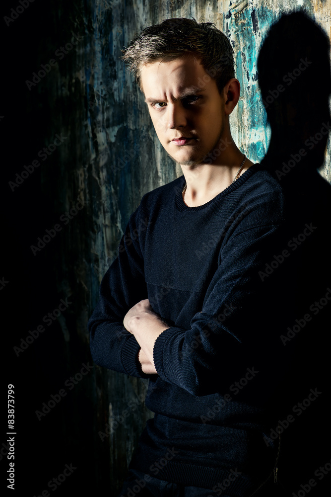 crossed arms crossed arms