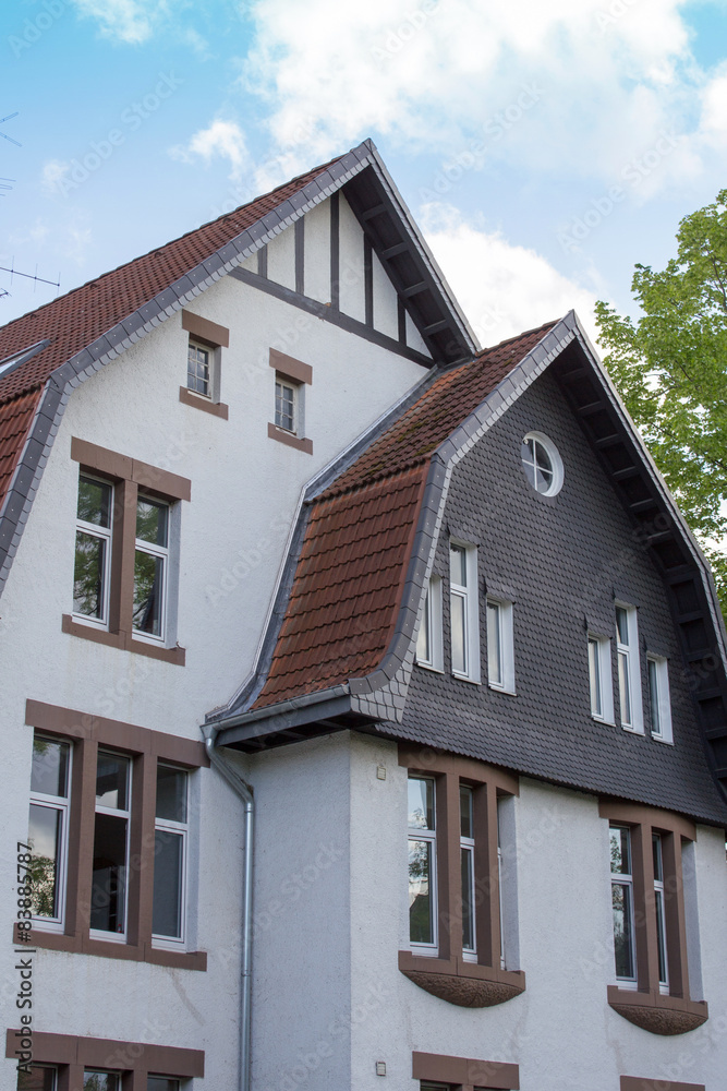 Interessanter Bau eines Wohnhauses Interessanter Bau eines Wohnhauses