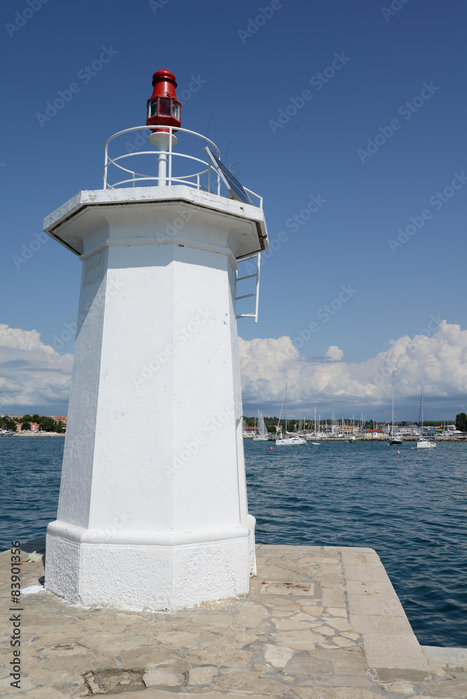 Leuchtturm bei Novigrad, Istrien, Kroatien