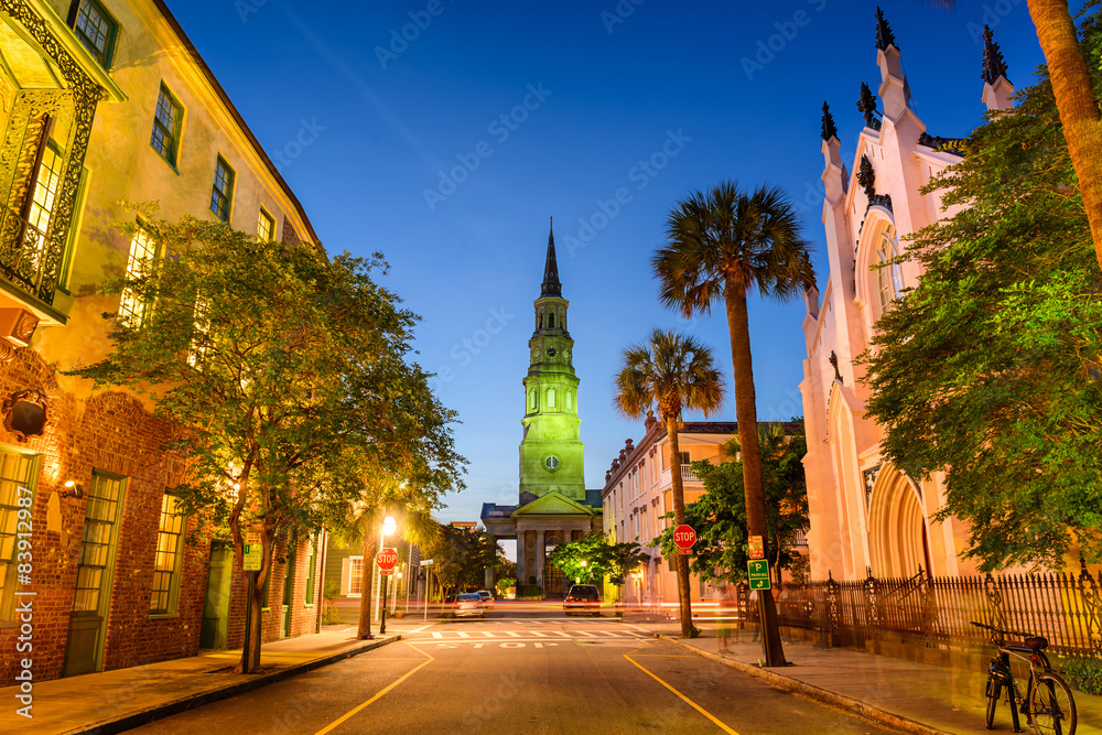 Fototapeta premium Charleston, Karolina Południowa, USA na Church Street.