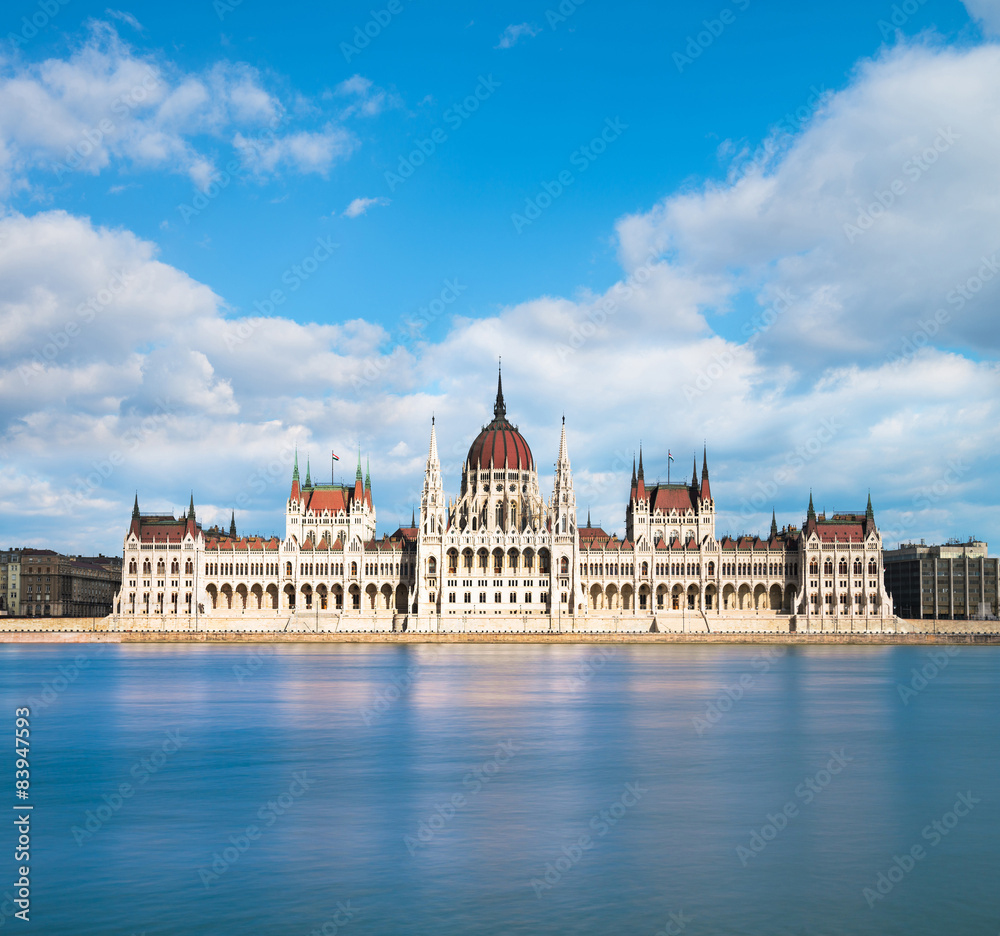 Fototapeta premium Parliament building in Budapest, Hungary