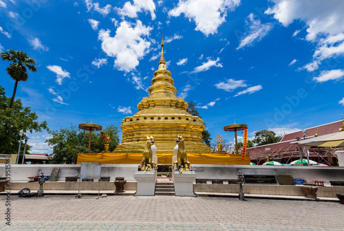 Chiang Mai, Thailand. Wat Phra That Sri Chom Thong Temple.