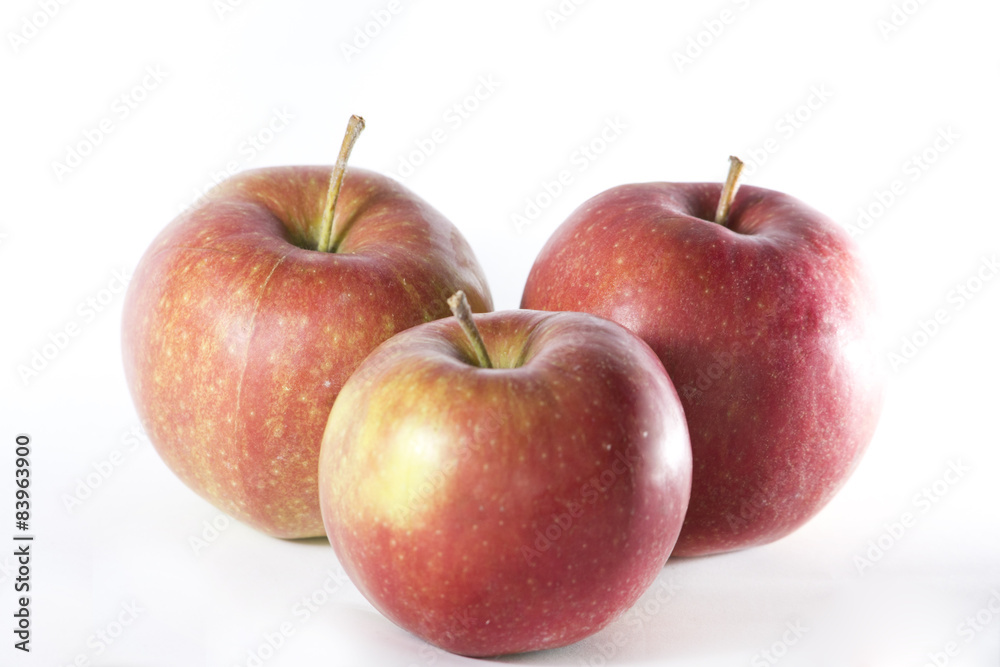Trzy jabłka