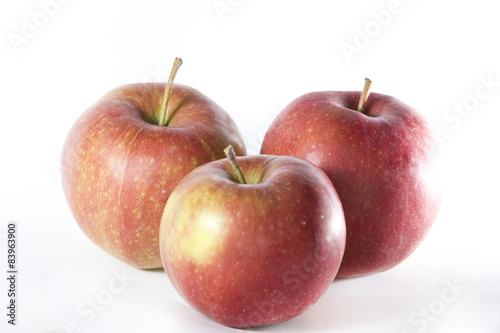 Trzy jabłka