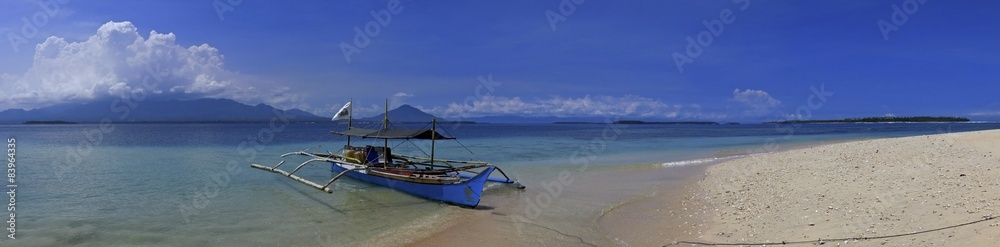 Tupu Tupu near Tobelo, Maluku, Halmahera, Indonesien Tupu Tupu near Tobelo, Maluku, Halmahera, Indonesien