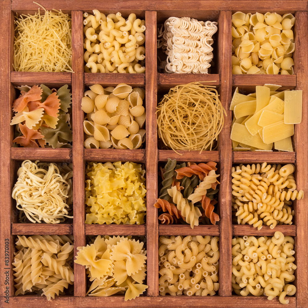 Raw spaghetti and pasta Raw spaghetti and pasta