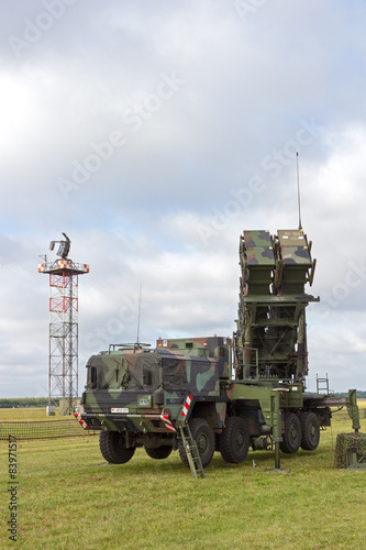 Tapety artystyczne Defense missile system