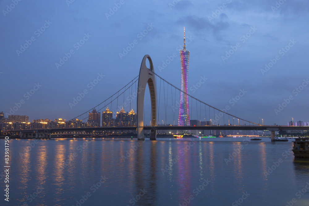 Naklejka premium Guangzhou city after sunset