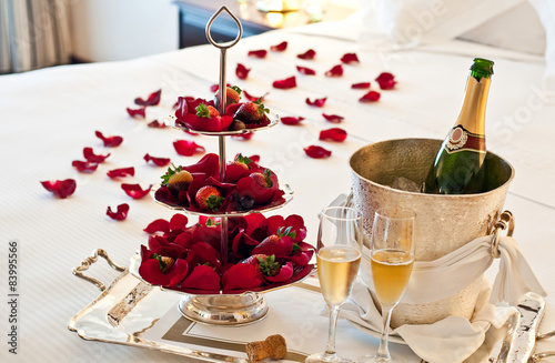 Honeymoon Suite