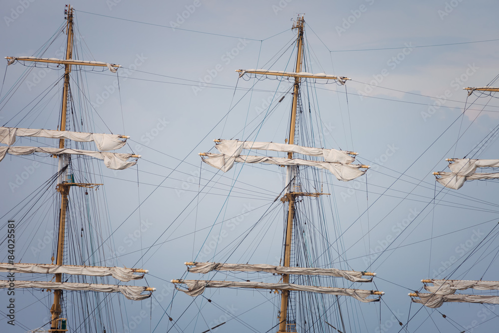 Mast sailing ship