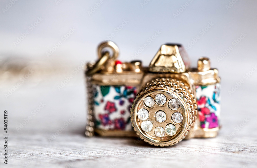 jewelery, camera with zirconium