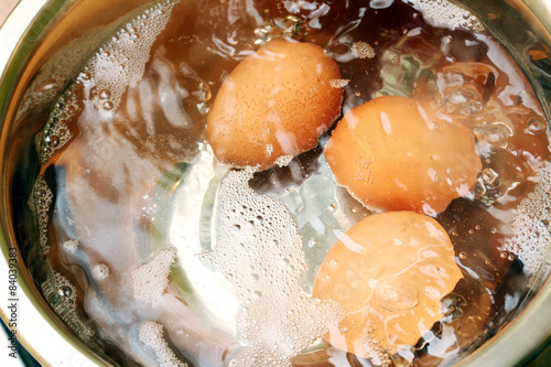 boil hen eggs for breakfast