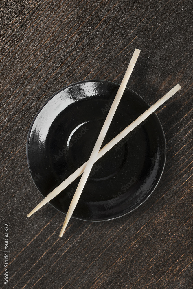 Plate with chopsticks Plate with chopsticks