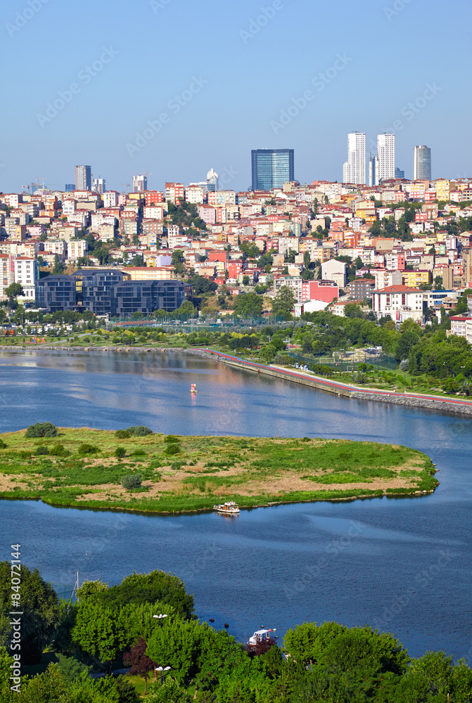 The view from the Hill of Pierre Loti to the Golden Horn and Sut