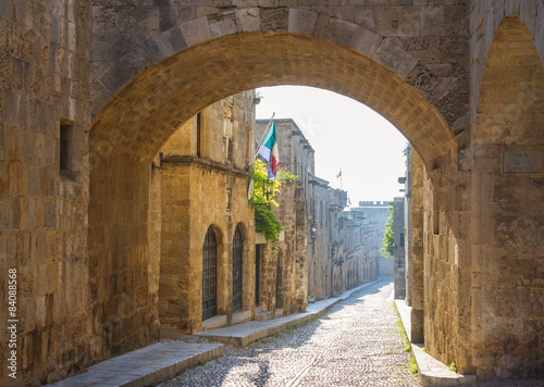 Fototapeta Naklejka Na Ścianę i Meble -  street of the knights in Rhodes, Greece