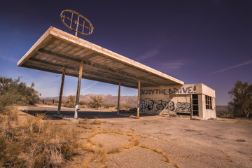 Acrylglasbilder Route 66 Abandoned gas station, Az,CA desert   © BCFC