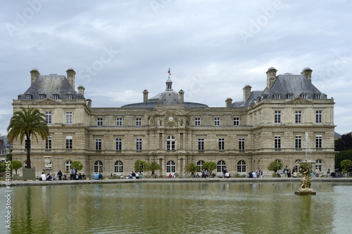 sénat -jardins du luxembourg _ paris