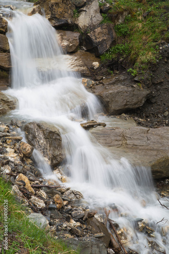 Fototapeta Naklejka Na Ścianę i Meble -  Wasserfall Schleier