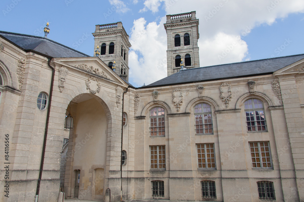 centre mondial de la Paix / cathédrale - Verdun - France