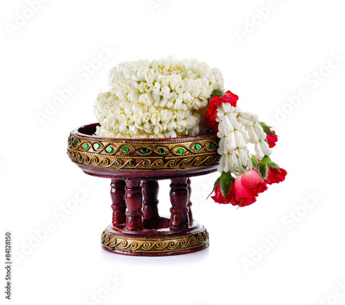 Fototapeta Naklejka Na Ścianę i Meble -  Thai garland colorful flower on white background