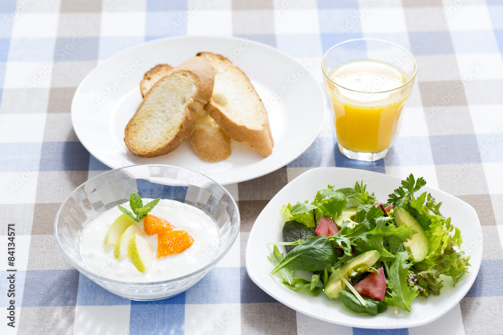 
ヘルシーな洋食