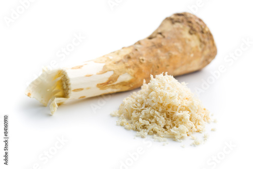 grated horseradish root photo