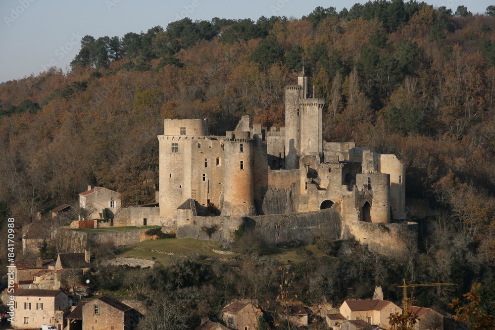 Chateau - Castle on a hillside