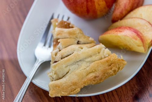 fresh baked sliced apple pie