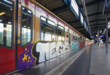 metro estación grafiti berlín 3331-f15