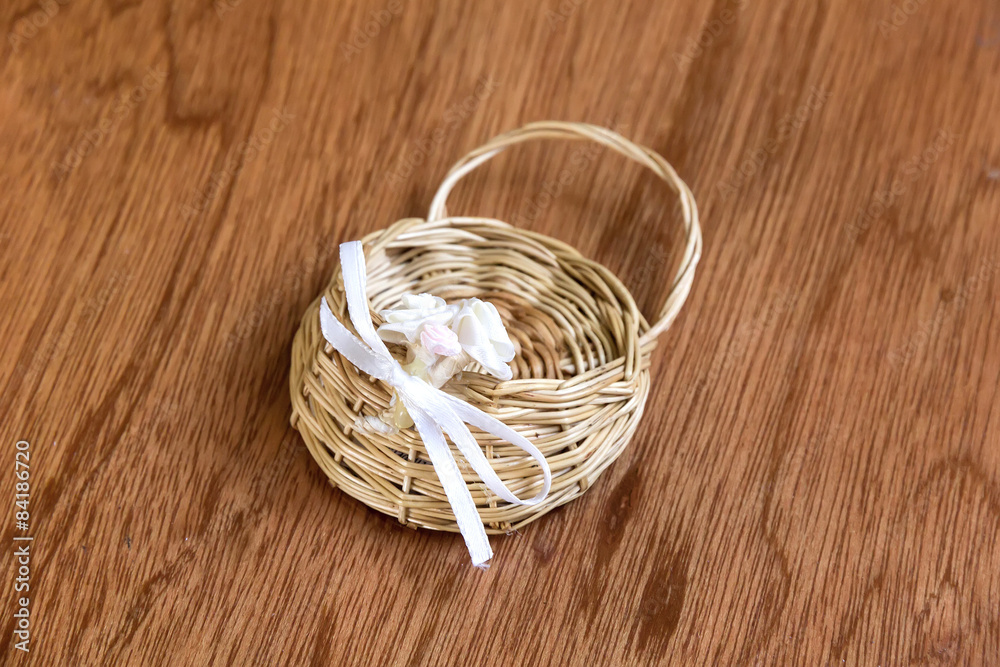 Decorations for weddings, receptions and tables. Decorations for weddings, receptions and tables.