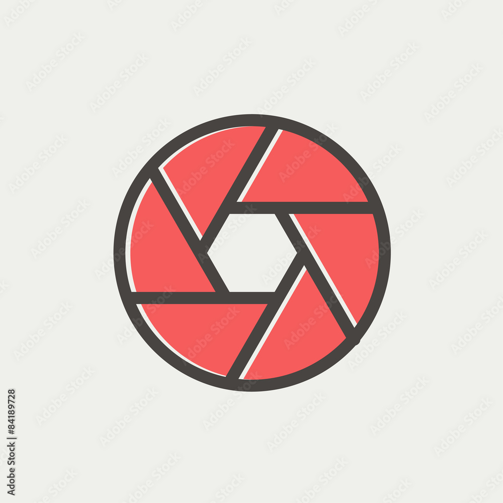 Camera shutter thin line icon