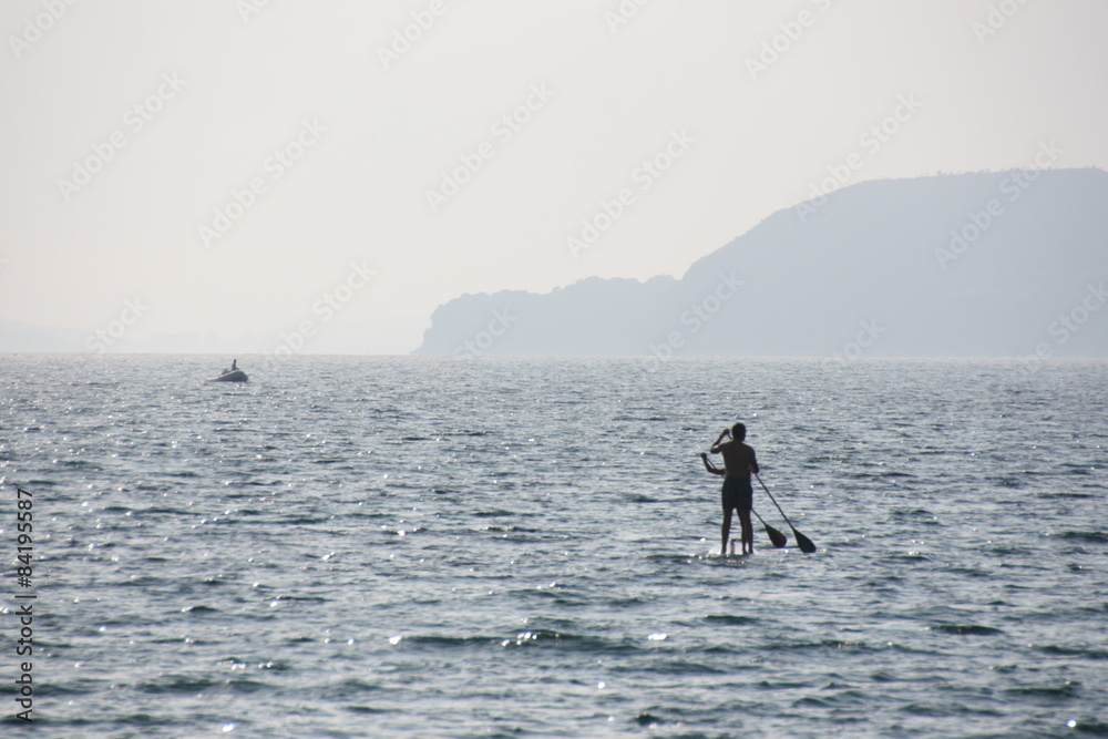 Stand up paddling am Meer 