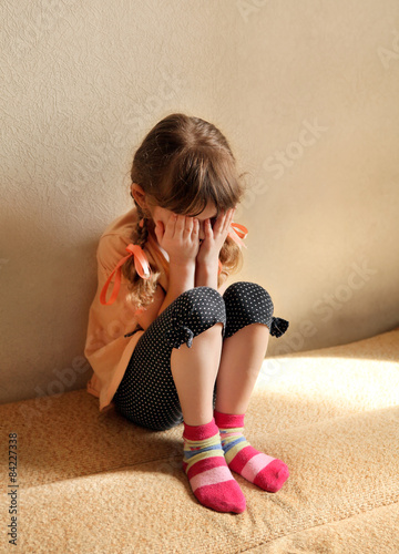 Fotografía Sad Little Girl