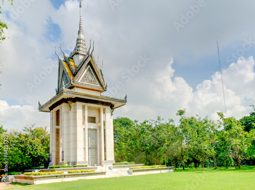 Cheung Ek Memorial Stupa