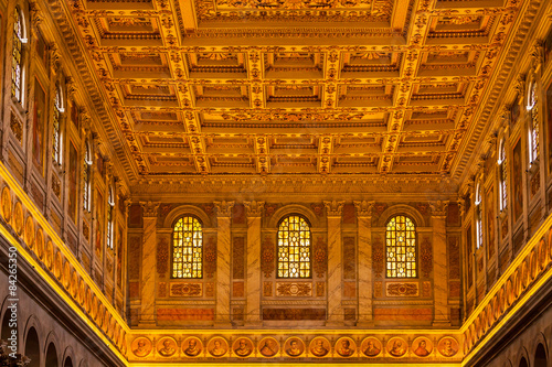 In der Basilika Sankt Paul Vor Den Mauern photo