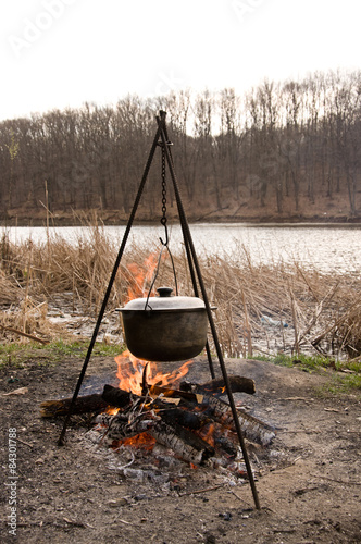 Cooking on campfire