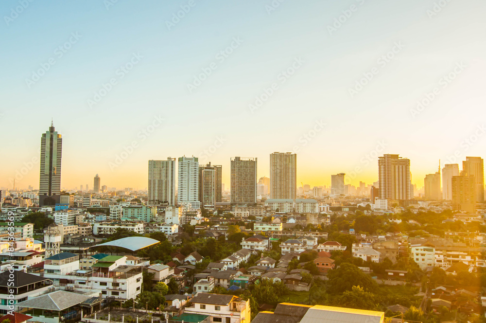 Obraz premium Sunrise morning in Bangkok city.