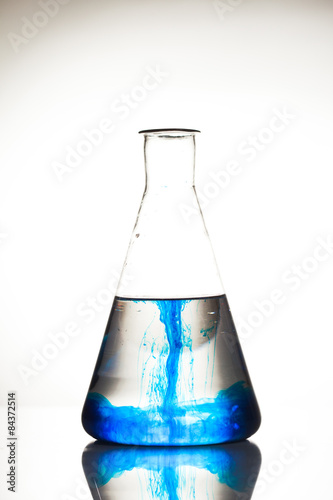Diffusion in a flask 