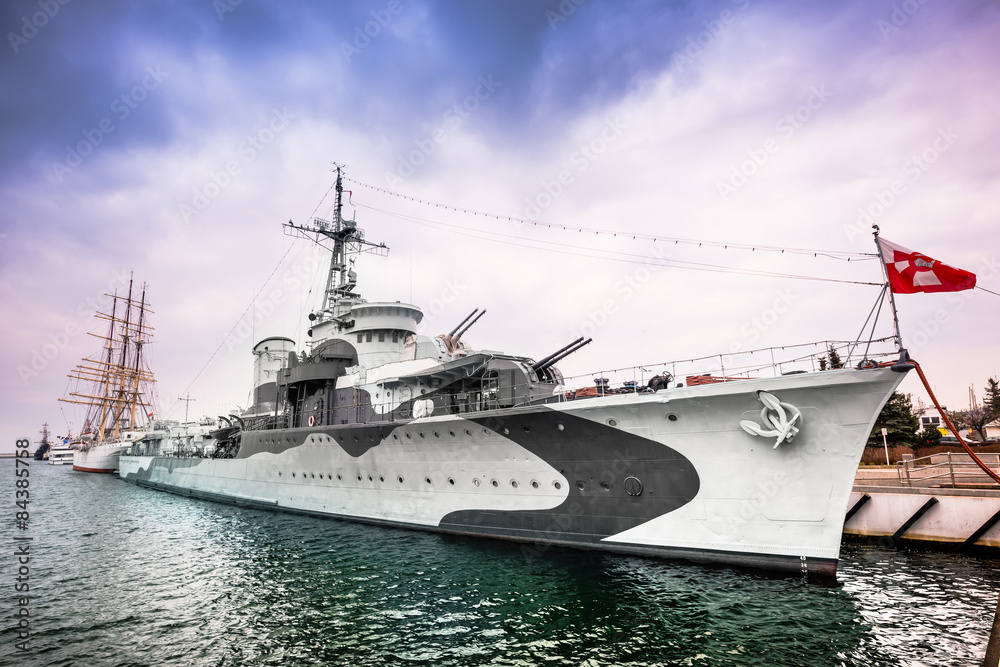 Naklejka premium Warship