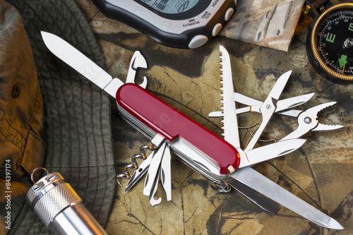 Swiss Army Style Knife - Great Outdoors