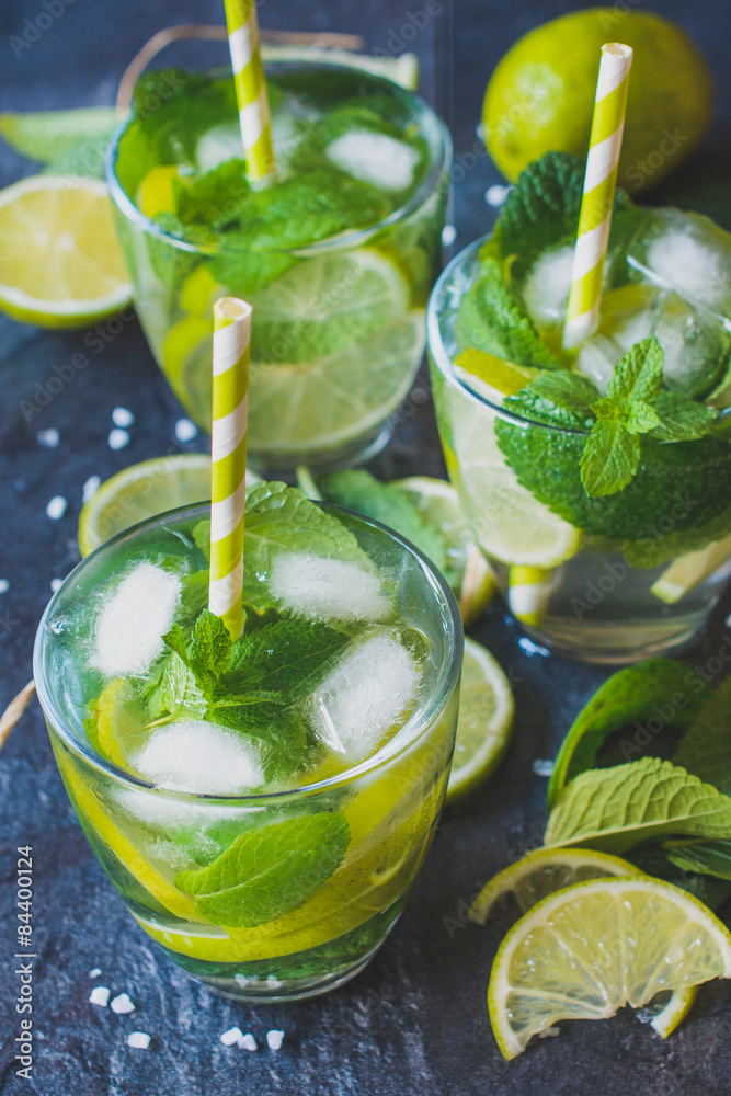 Fototapeta premium Summer refreshment