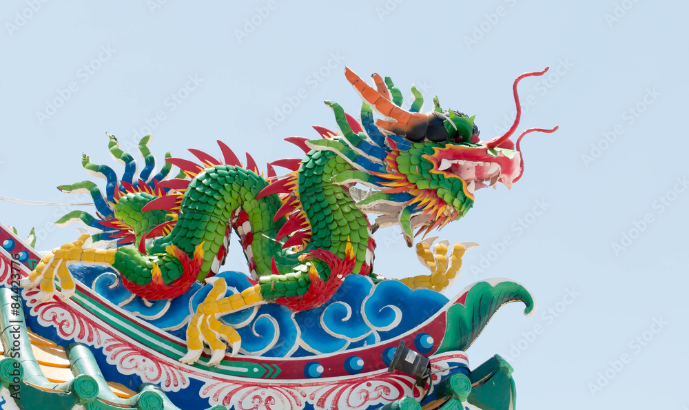 Fototapeta premium Chinese dragon statue.