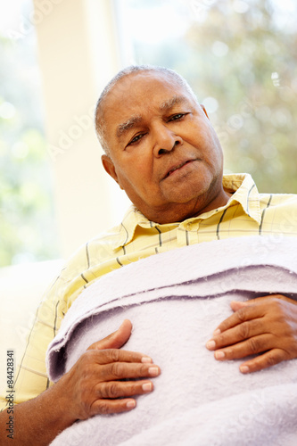 Fotografia Unwell senior African American man